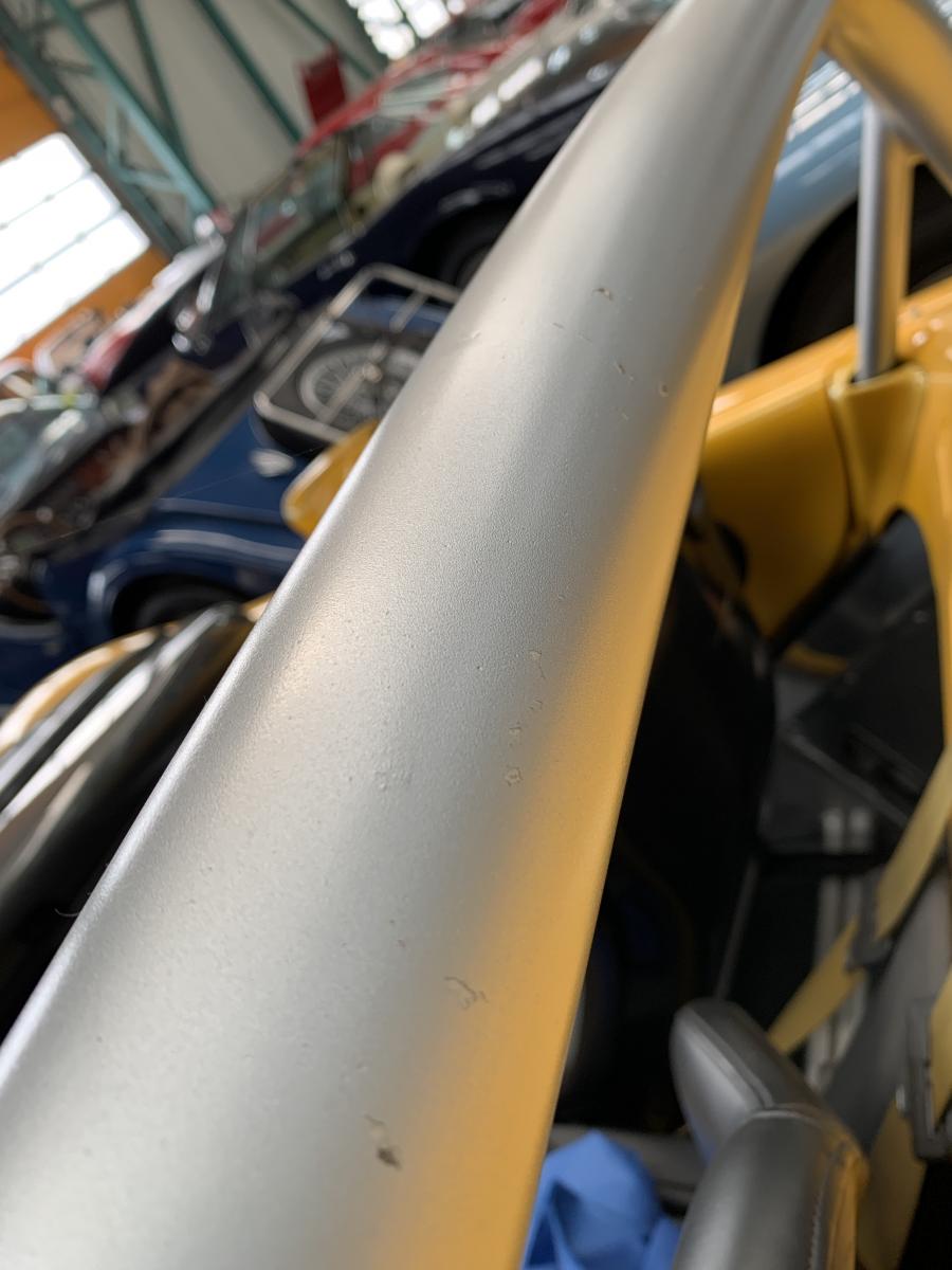 Детали экстерьера Renault Sport Spider 1996 года  (фото 12 из 22)